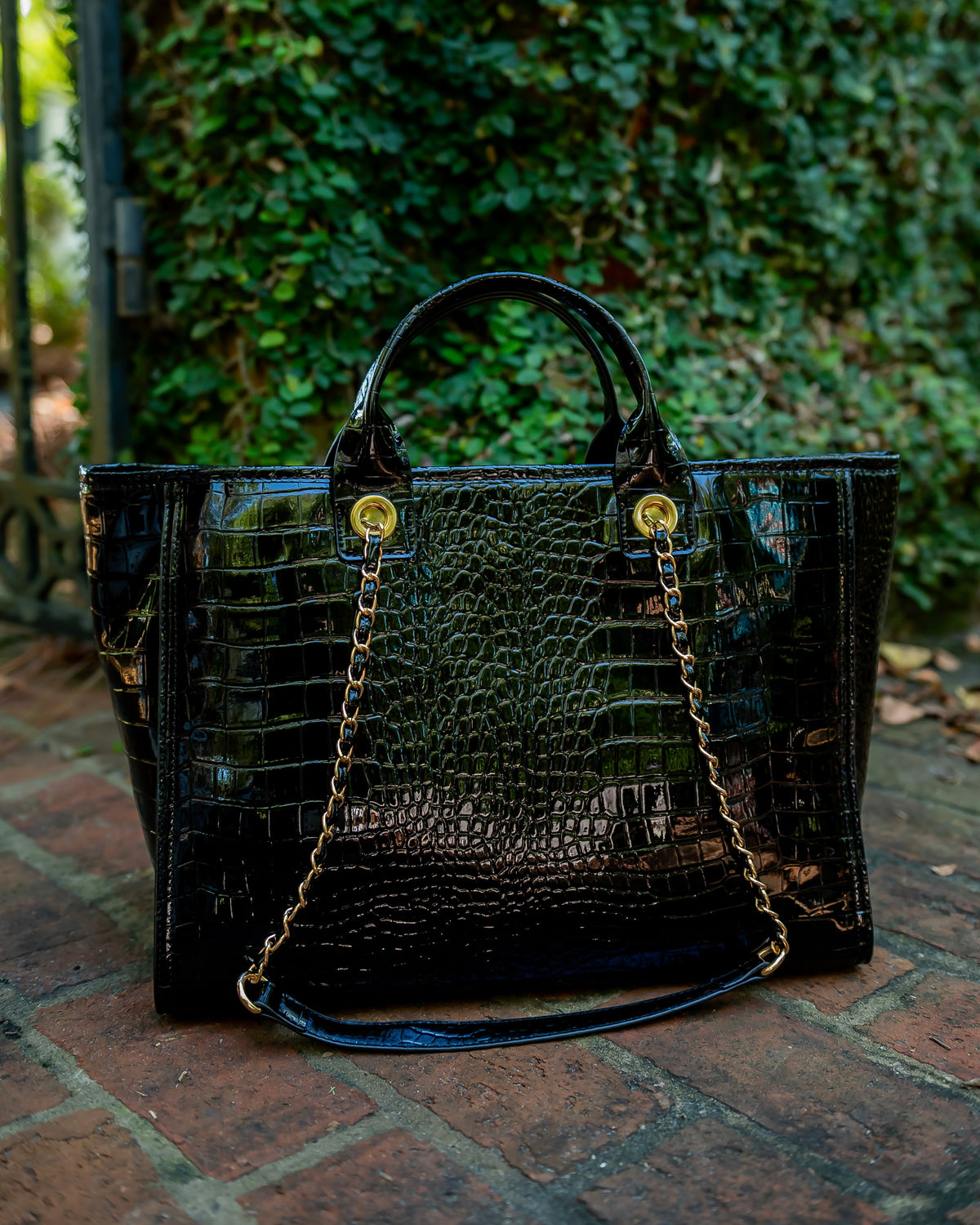 Missy Tote Black Patent EC