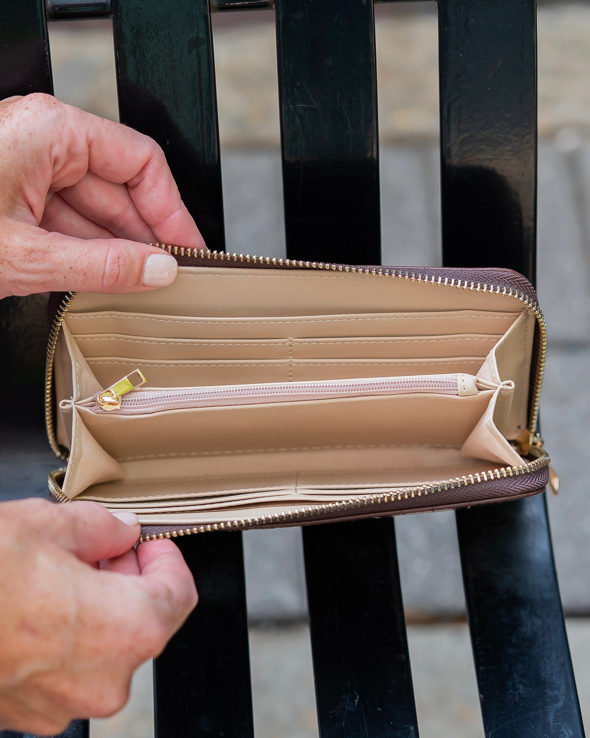 Penelope Wallet Chocolate EC