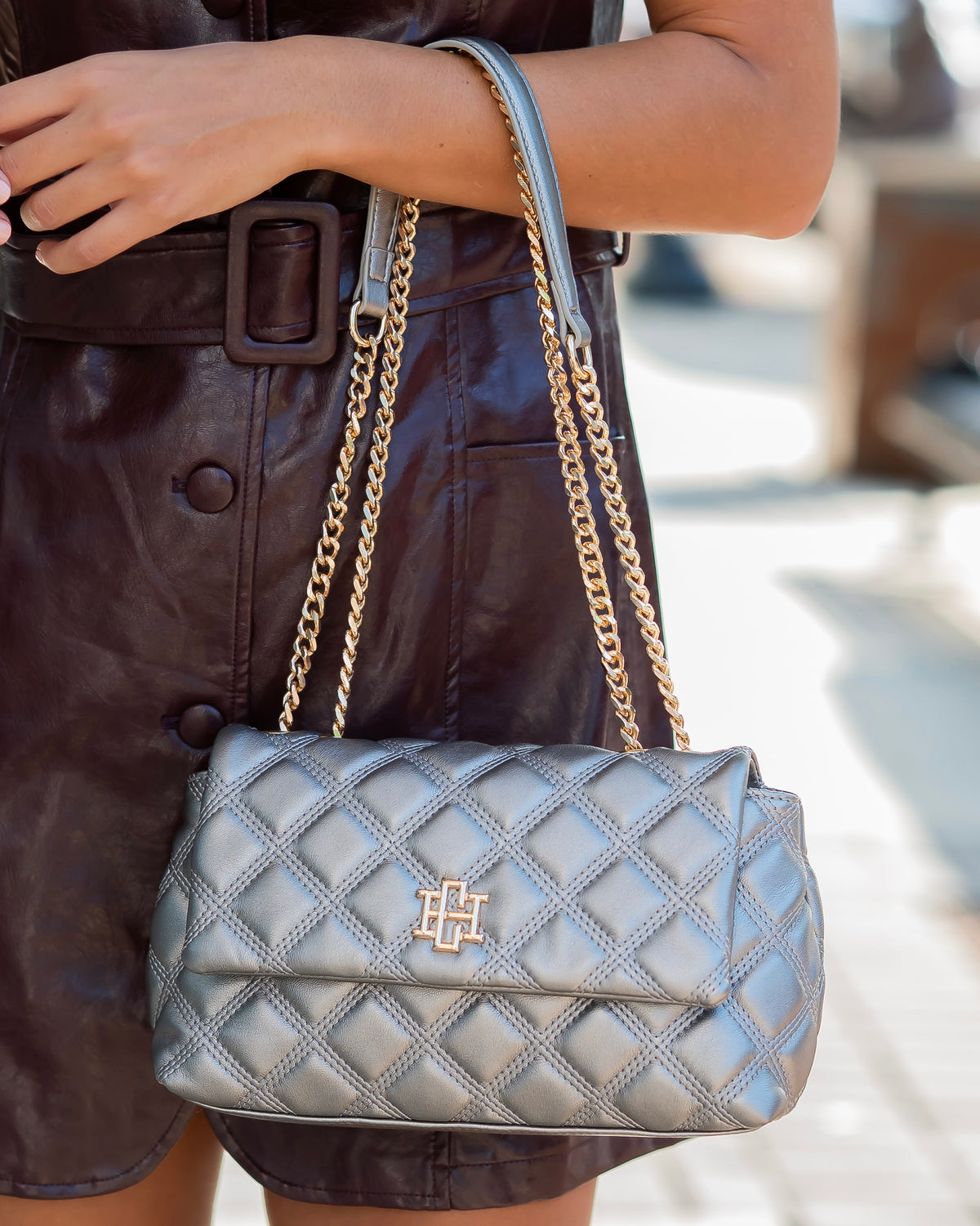 Leigh Quilted Crossbody Black Pearl DQ