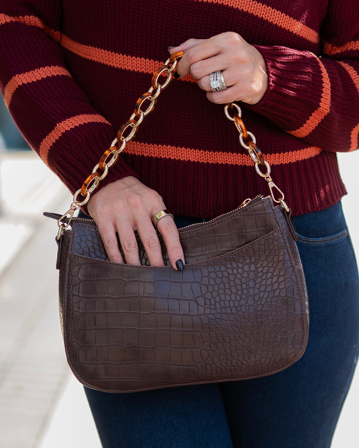 Charlee Crossbody Chocolate EC