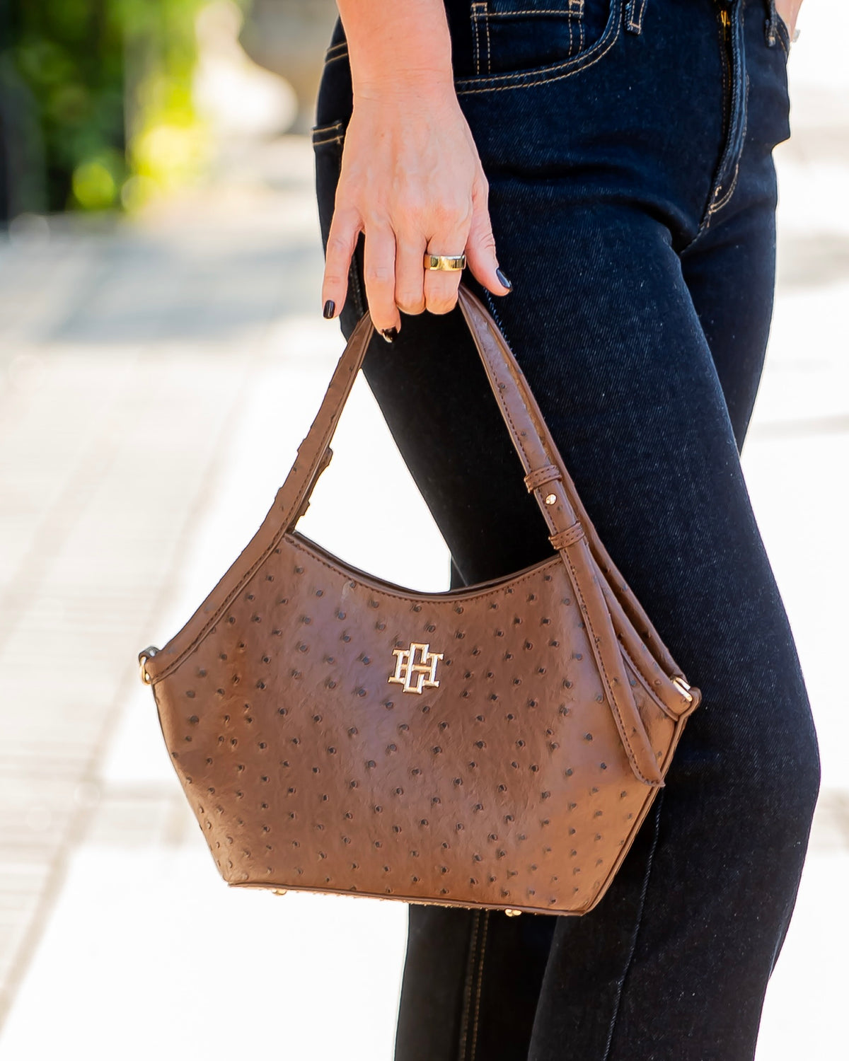 Pierce Mini Tote Chocolate EO
