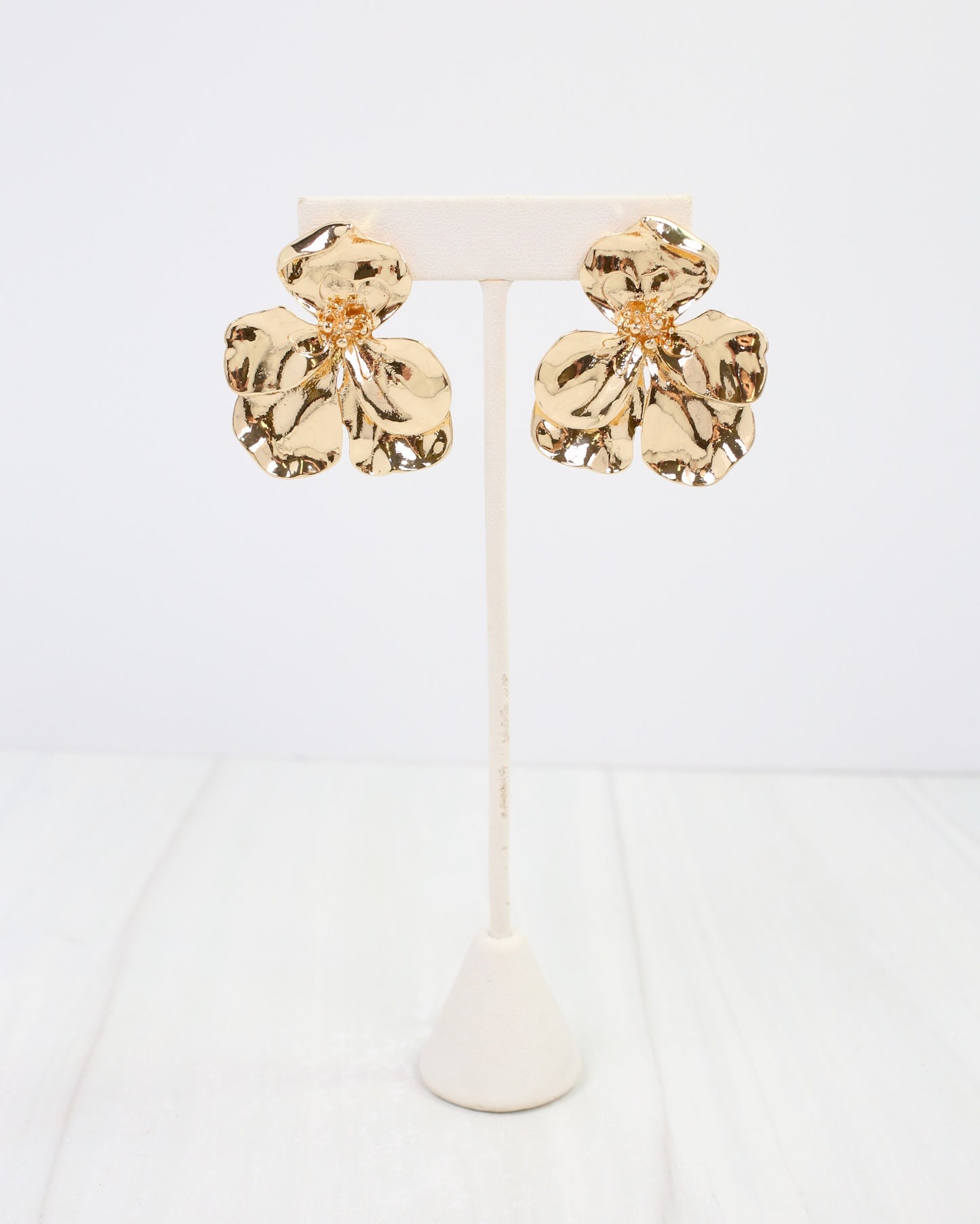 Topeka Flower Post Earring Gold