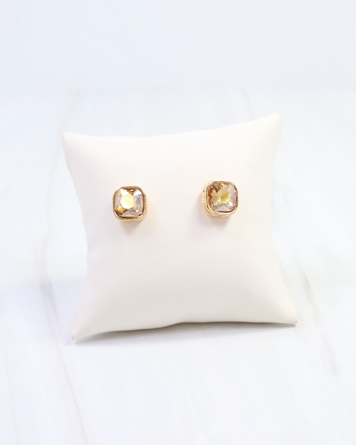 Fontaine Crystal Stud Champagne