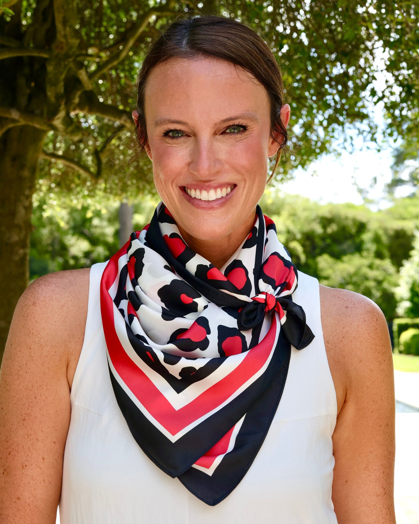 Meredith Spotted Scarf Large Red Black