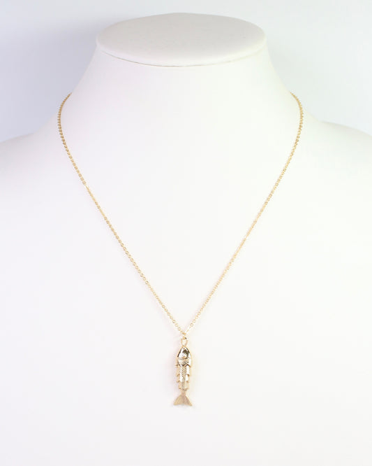 Genoa Fish Pendant Necklace WR Gold