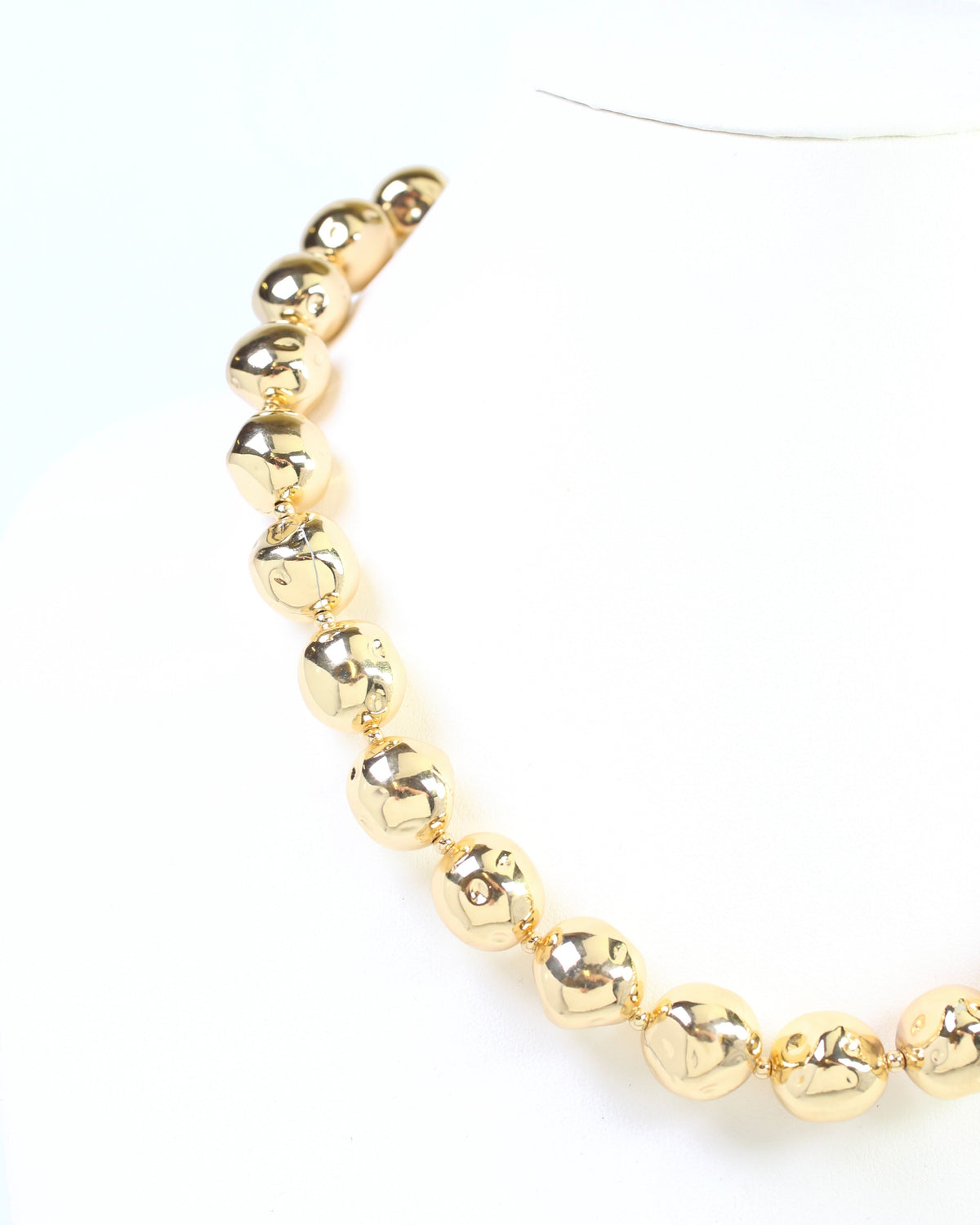 Leston Hammered Beaded Necklace Gold