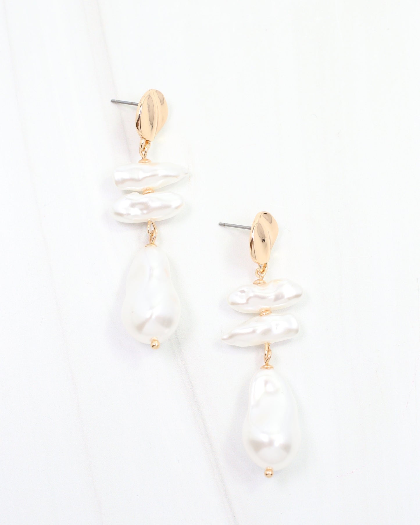 Diana Pearl Dangle Earring Gold
