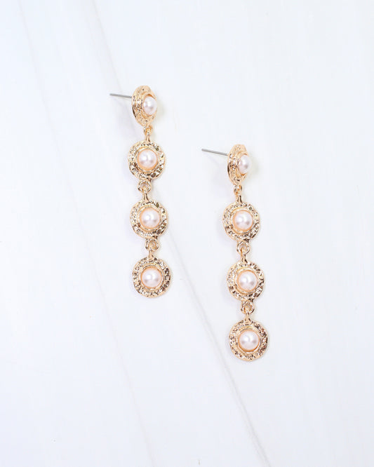 Aella Hammered Pearl Dangle Earring Gold