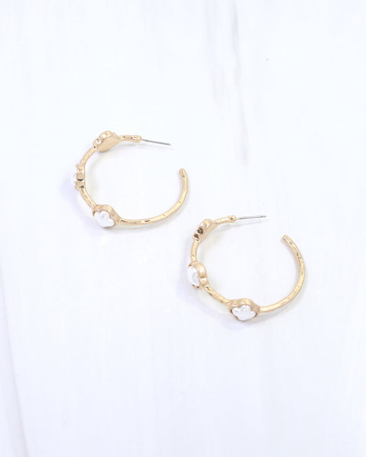 Araceli Clover Pearl Hoop Earring Worn Gold