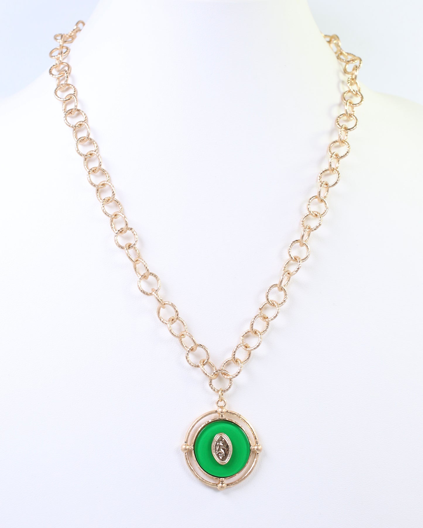 Moree Circle Pedant Link Necklace Green