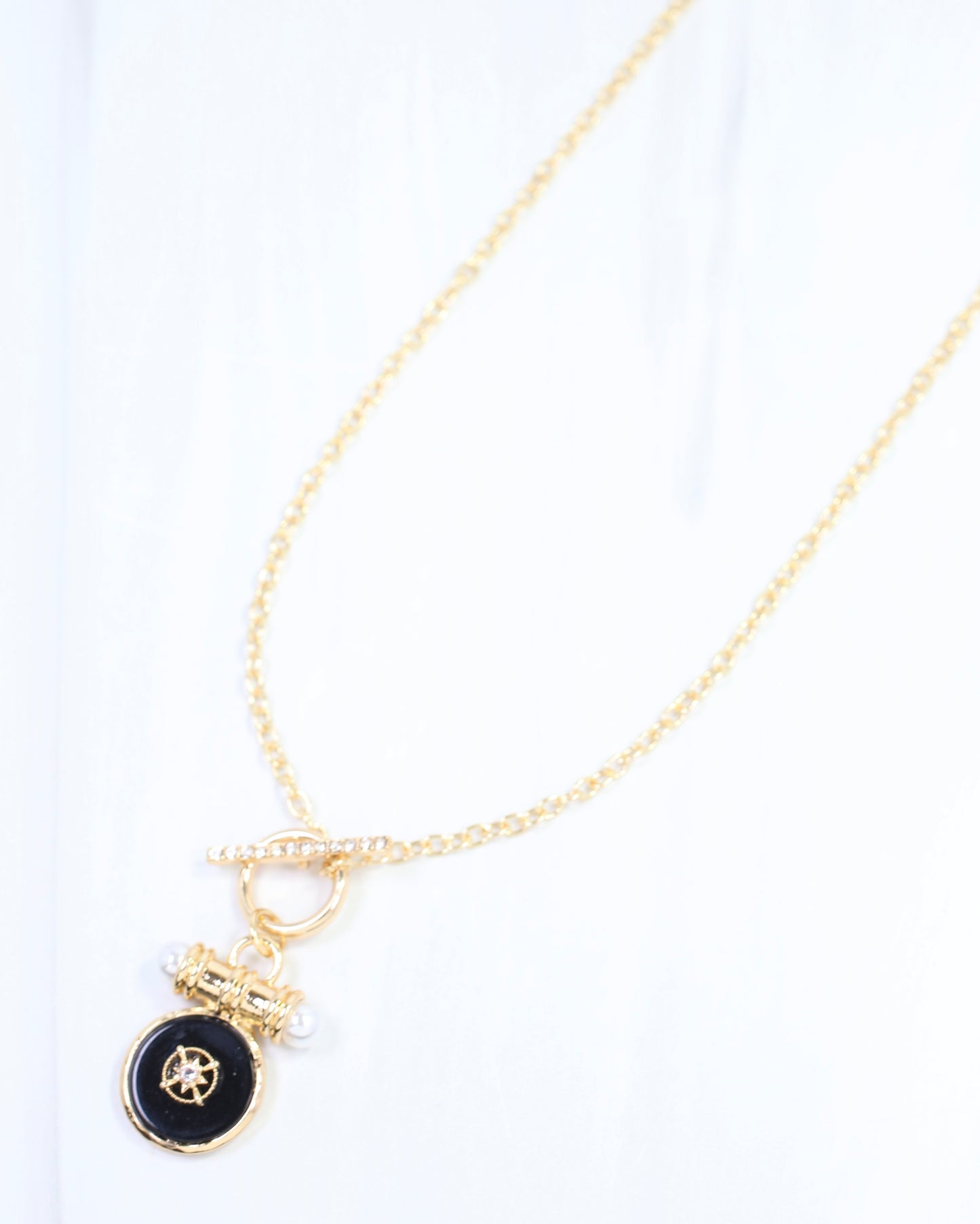 Kurri Circle Drop Necklace Black