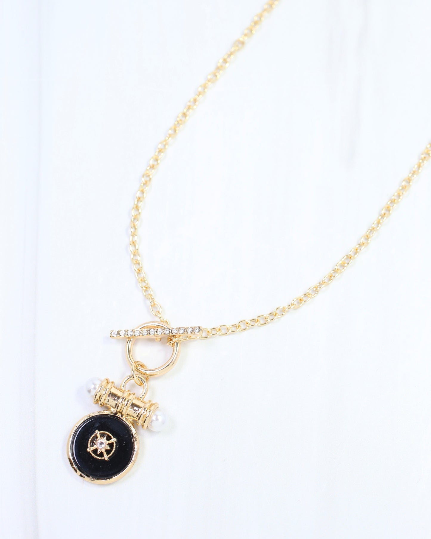 Kurri Circle Drop Necklace Black