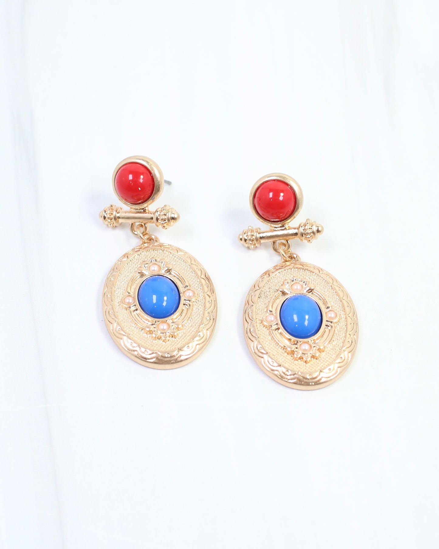 Beyan Oval Drop Earring Blue Red