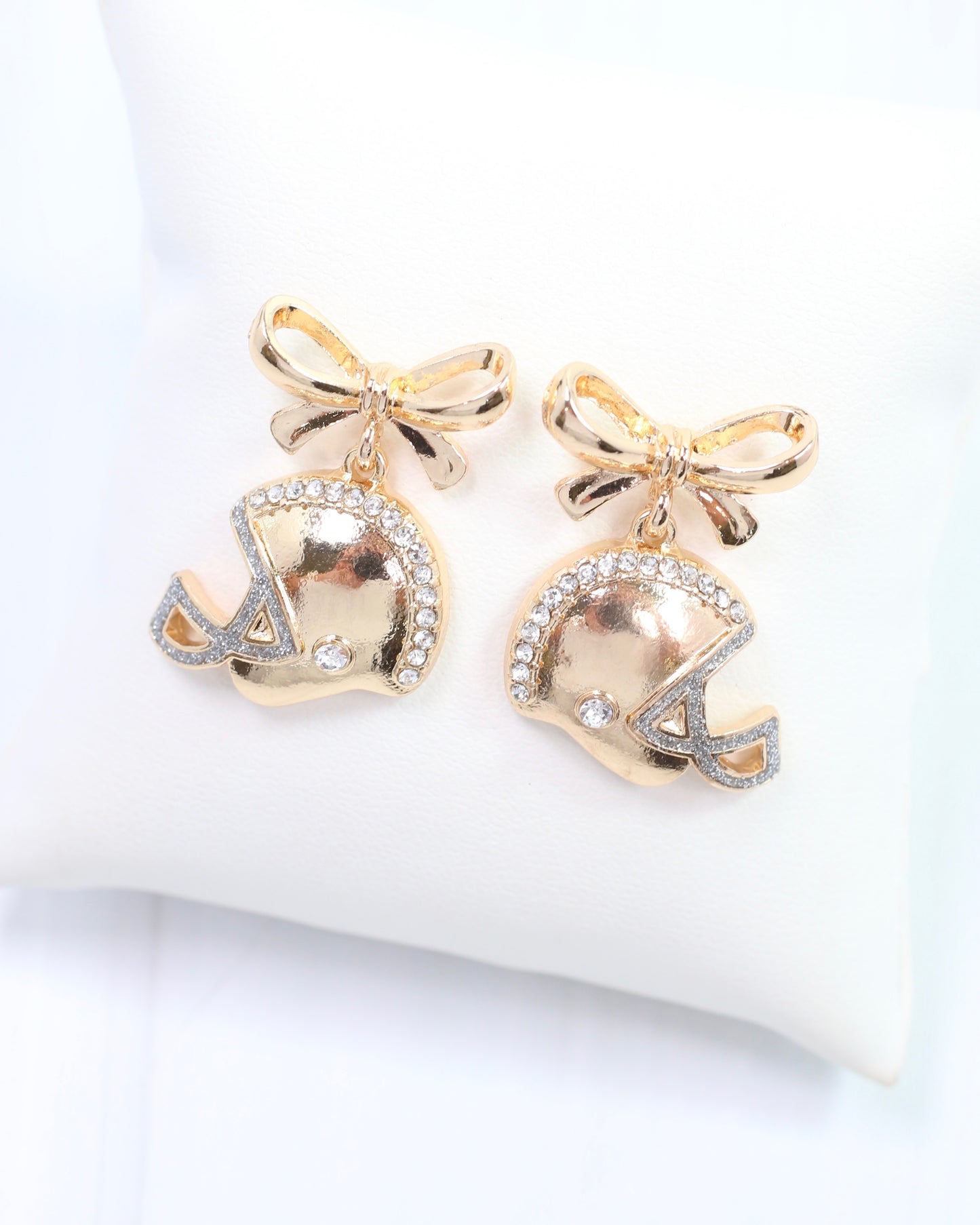 Sporty Bow Helmet Earring Gold