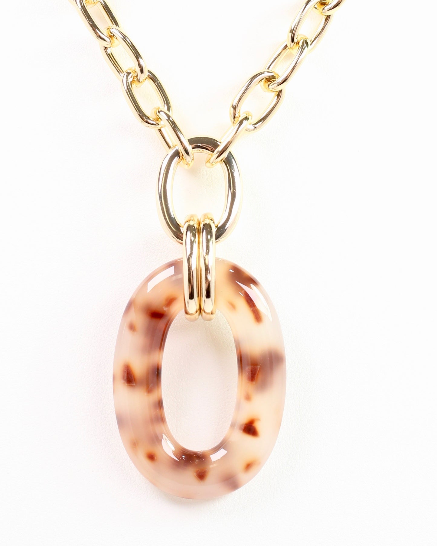 Theodora Pendant Necklace Lt Tortoise