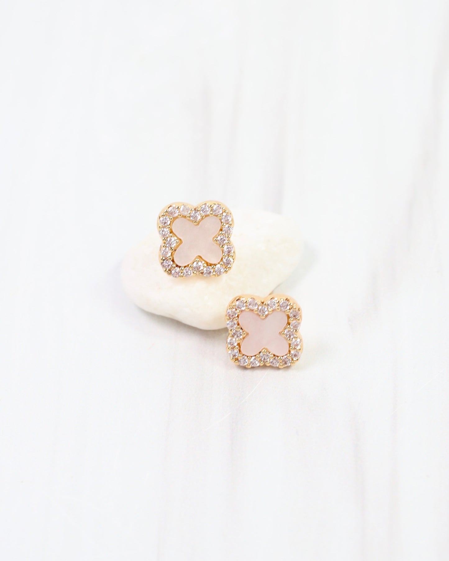 Bisbee CZ Clover Stud Earring Mother of Pearl