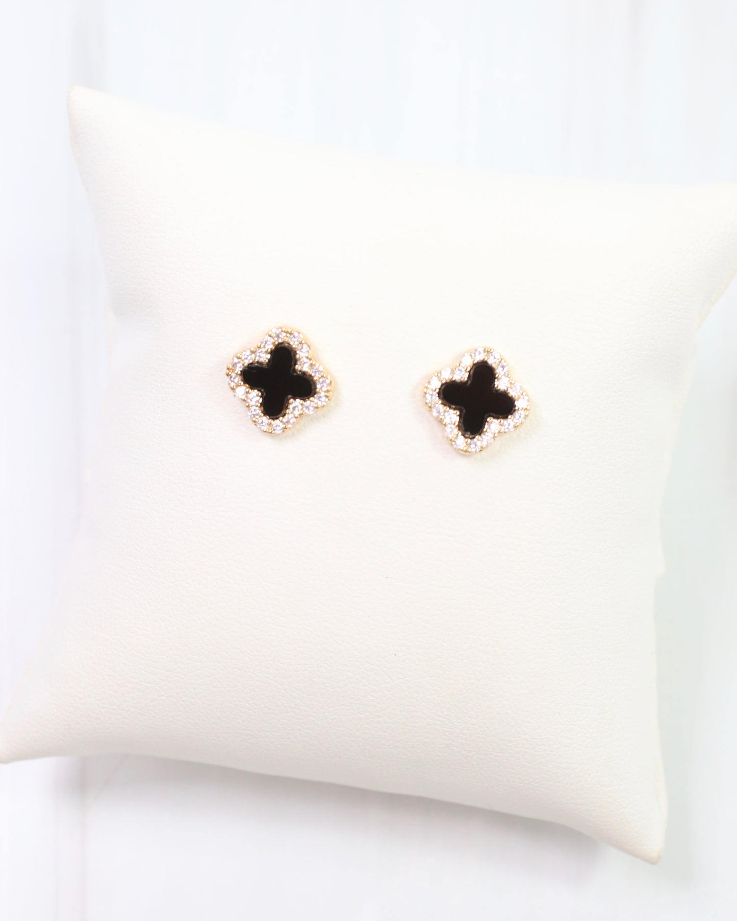 Bisbee CZ Clover Stud Earring Black