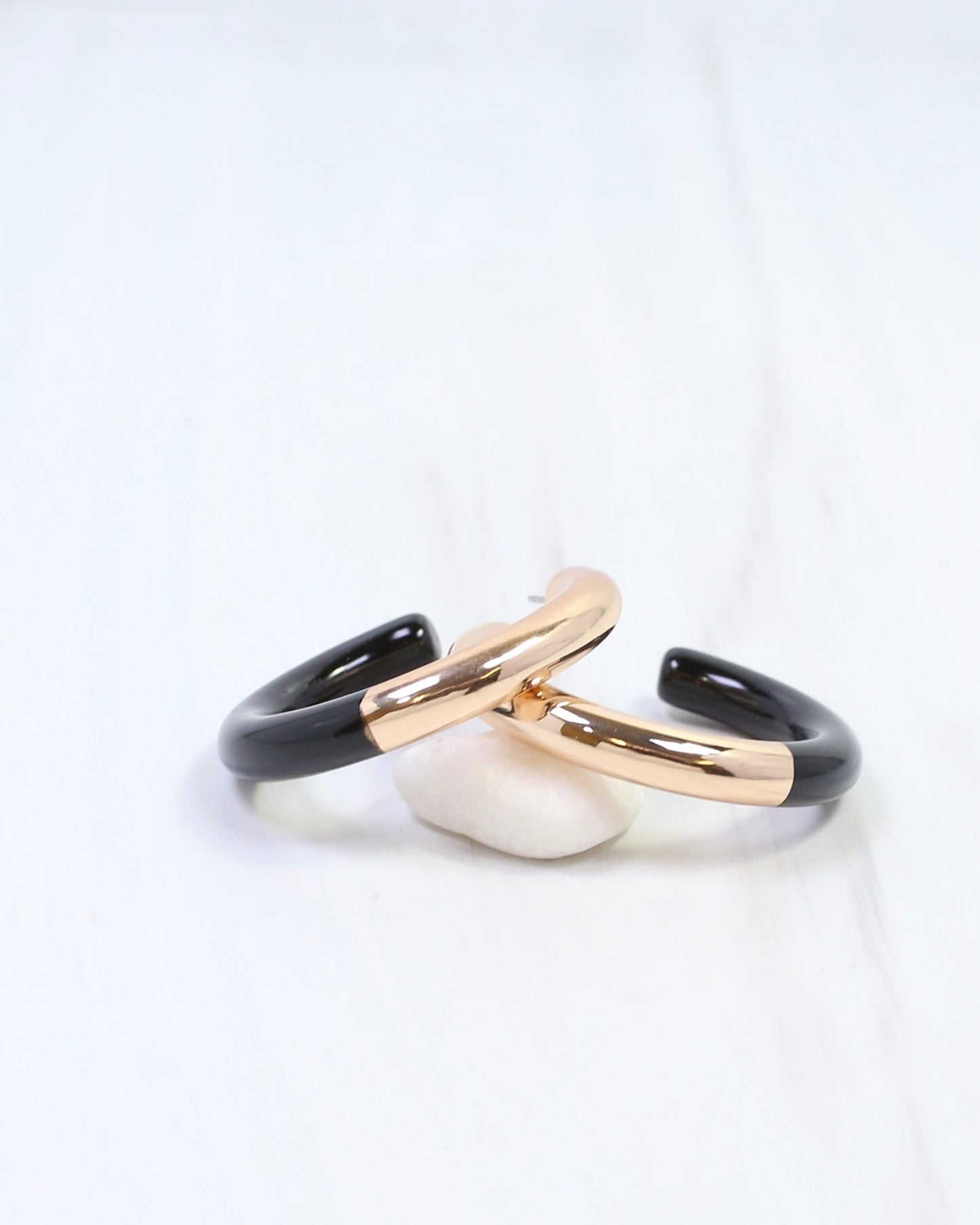 Elyse Hoop Earring Black