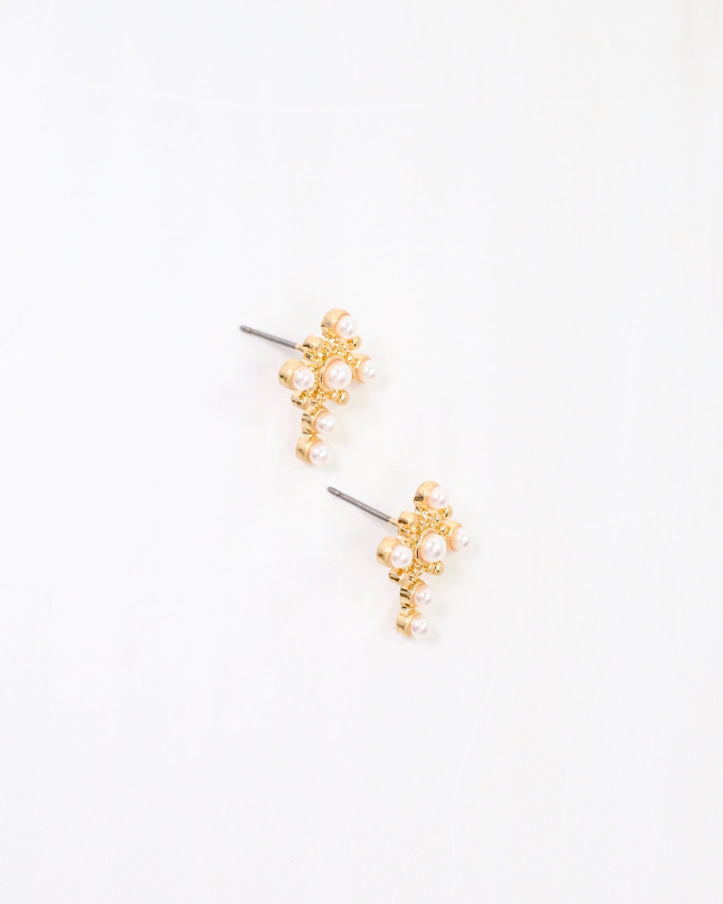 Creststone Cross and Pearl Stud Gold
