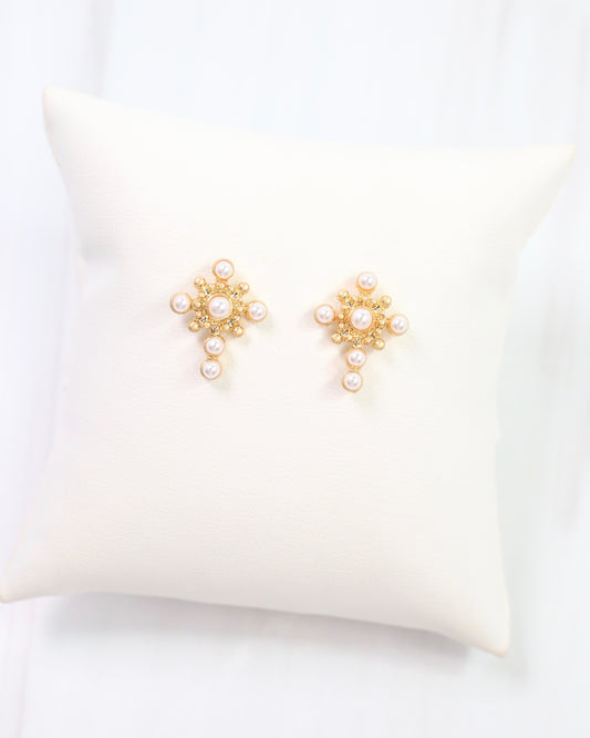 Creststone Cross and Pearl Stud Gold