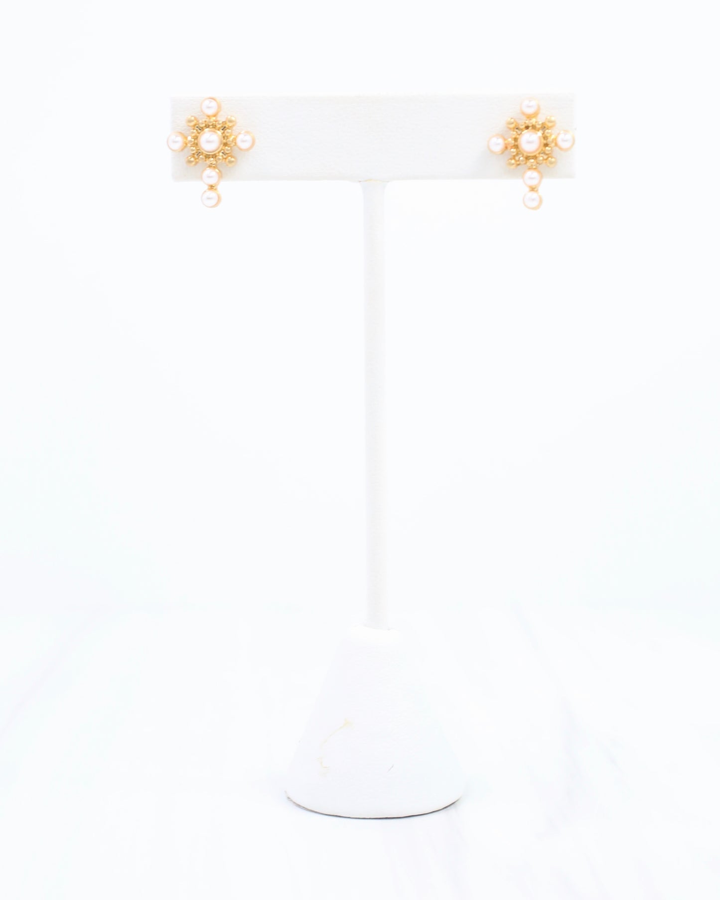 Creststone Cross and Pearl Stud Gold