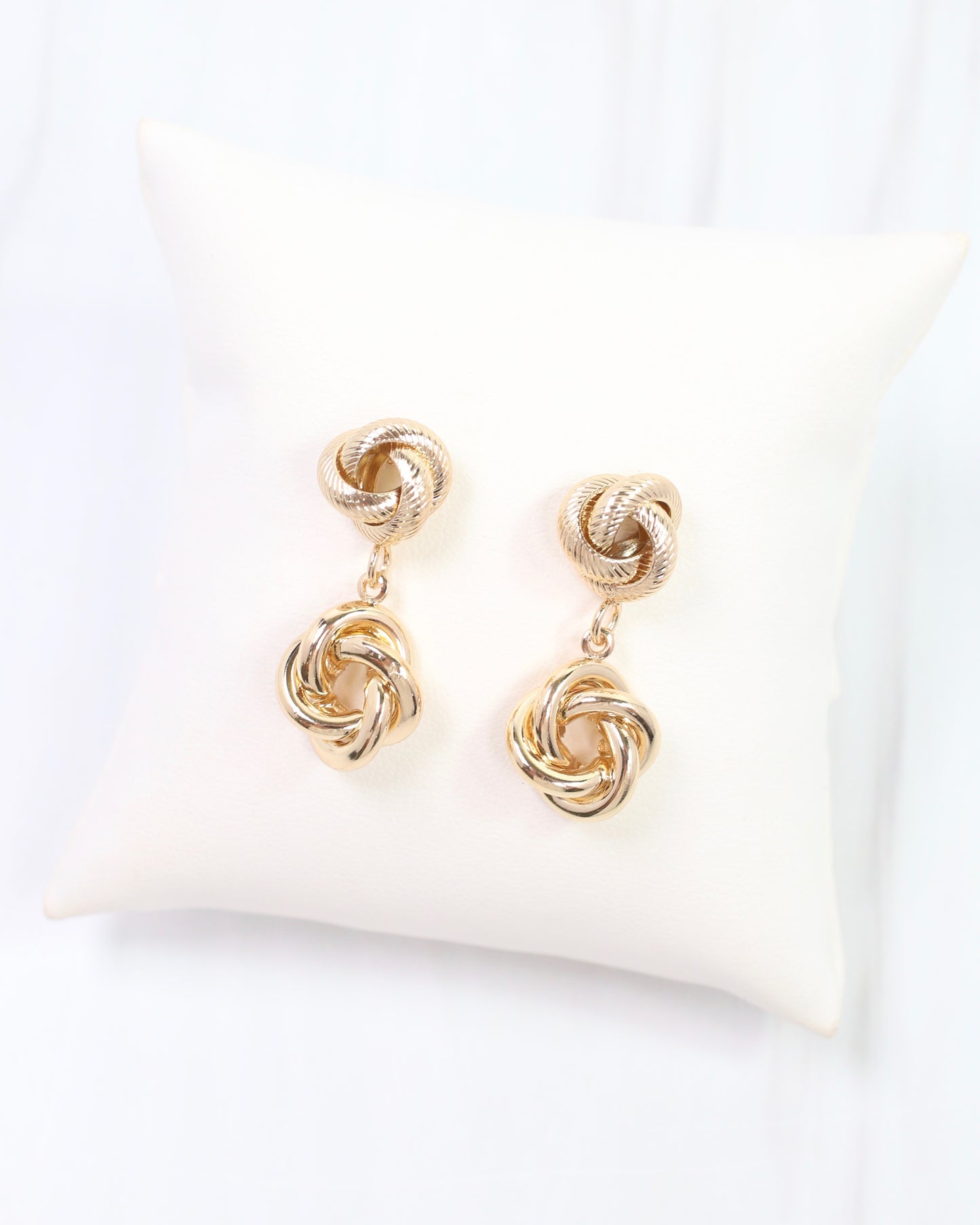 Robbie Drop Knot Earring Gold