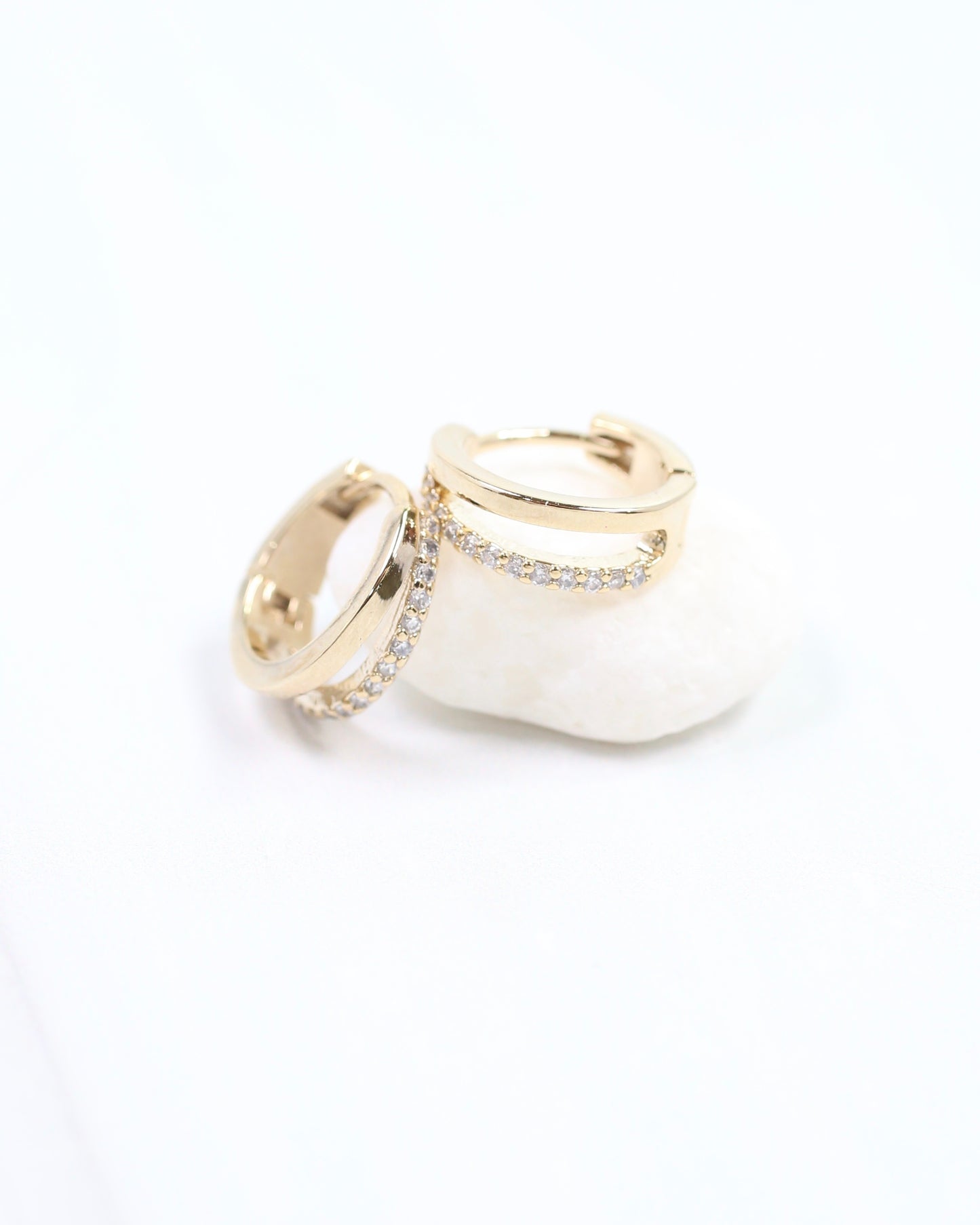 Darlington Huggie  Earring Gold