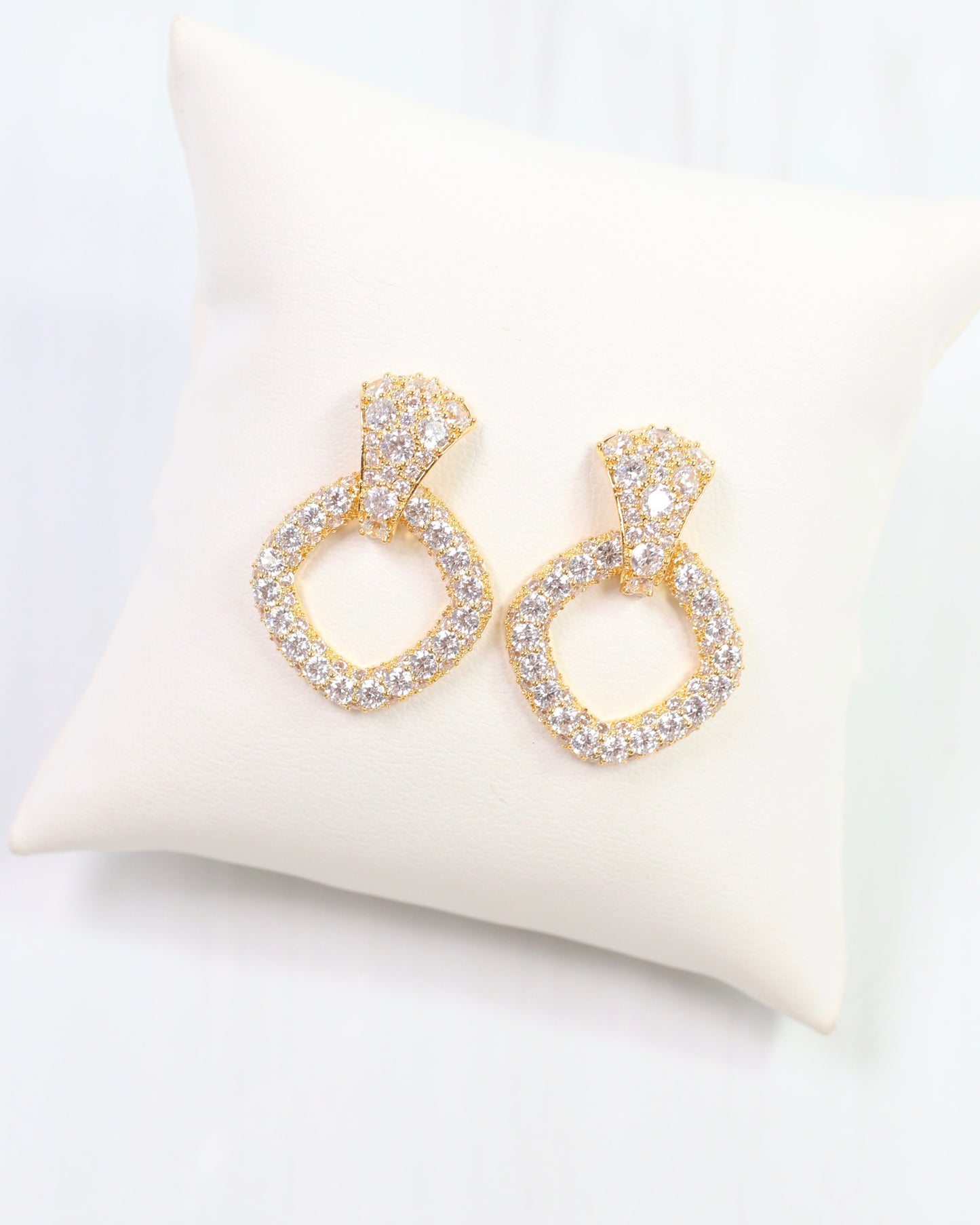 Carterton Crystal  Earring Gold