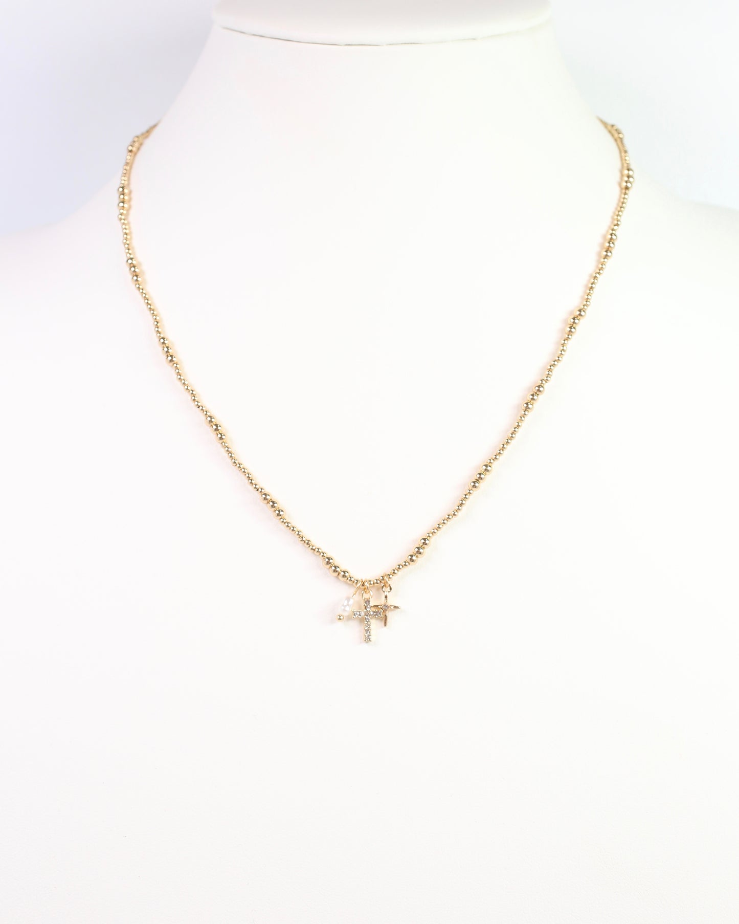 Saylor Cross Charm Necklace Gold