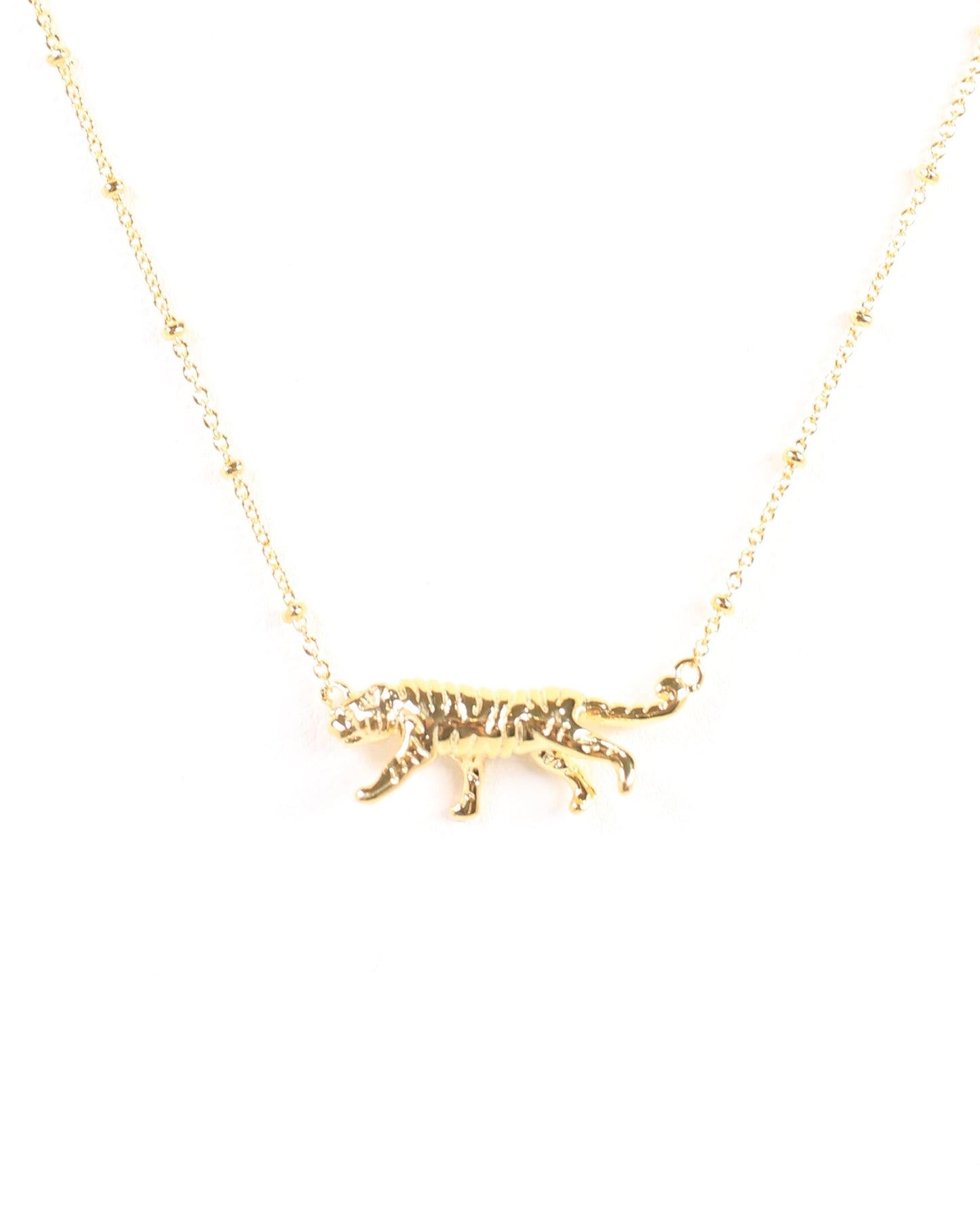 Confident Tiger Necklace Gold