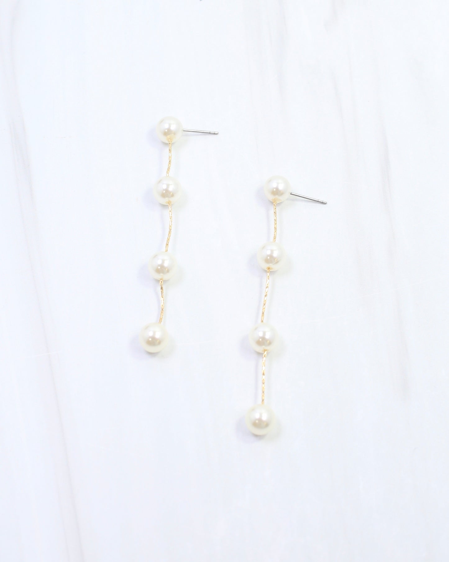 Benedict Four Pearl Drop Earring Cream