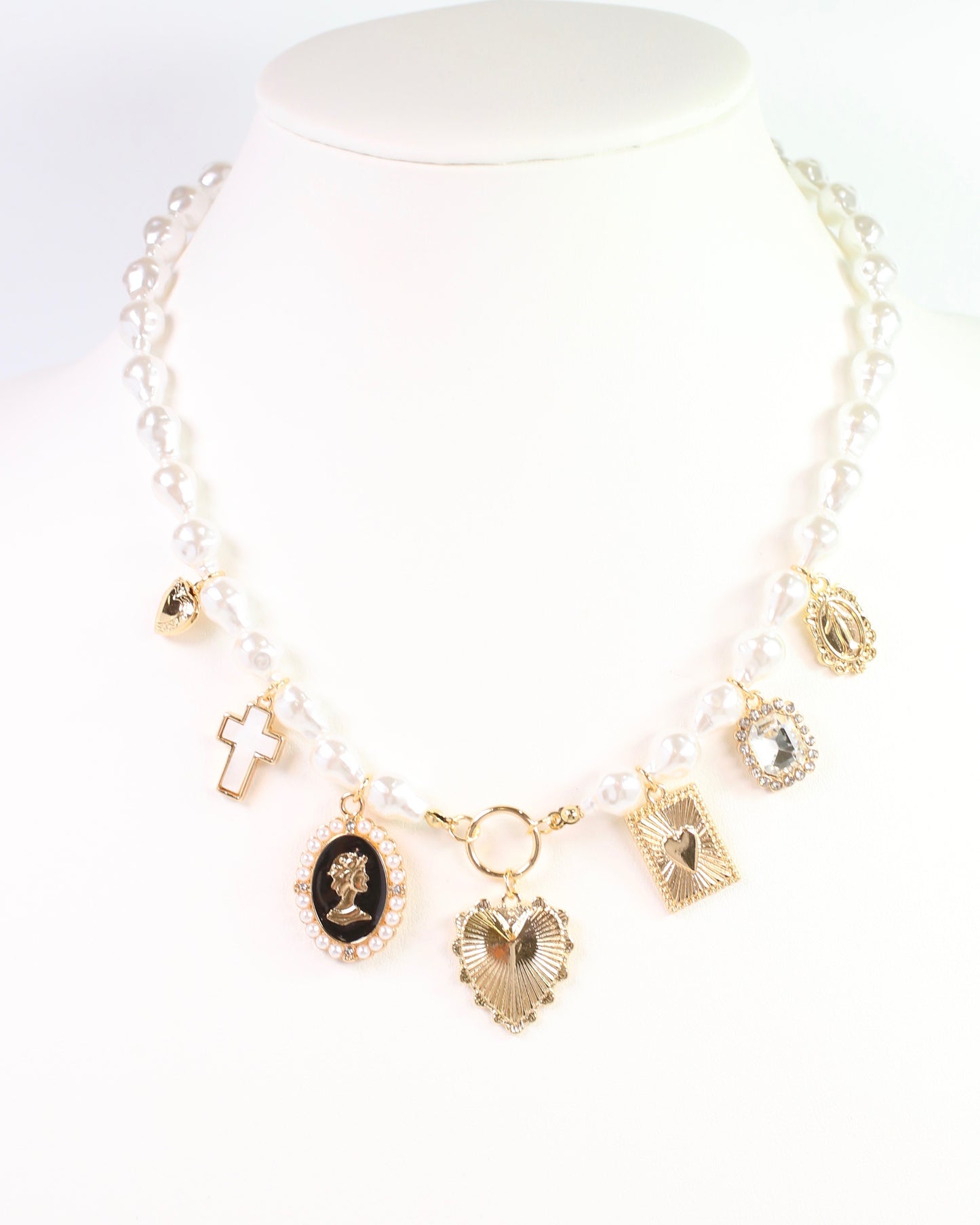 Dottie Pearl Charm Necklace Gold