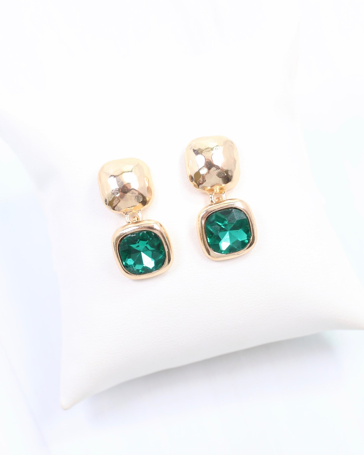 Hawthorne Hammered Crystal Drop Earring Green