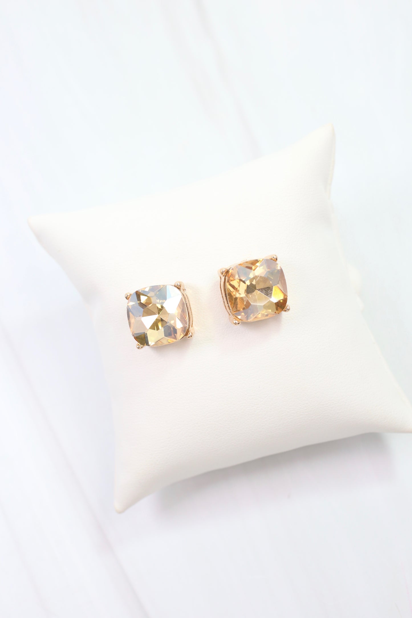 Julien Stone Stud Earring Champagne