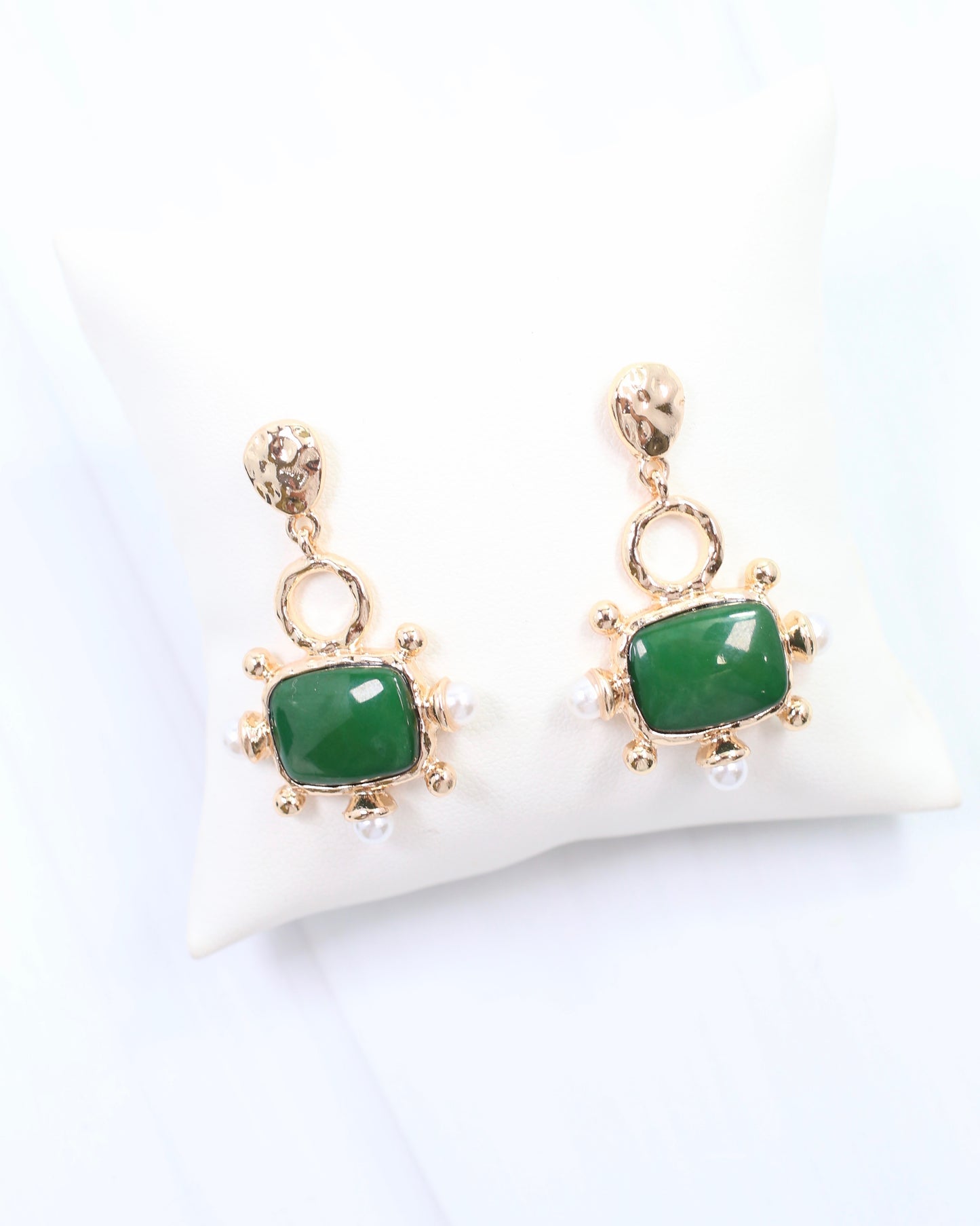 Buena Vista Stone and Pearl Drop Earring Green