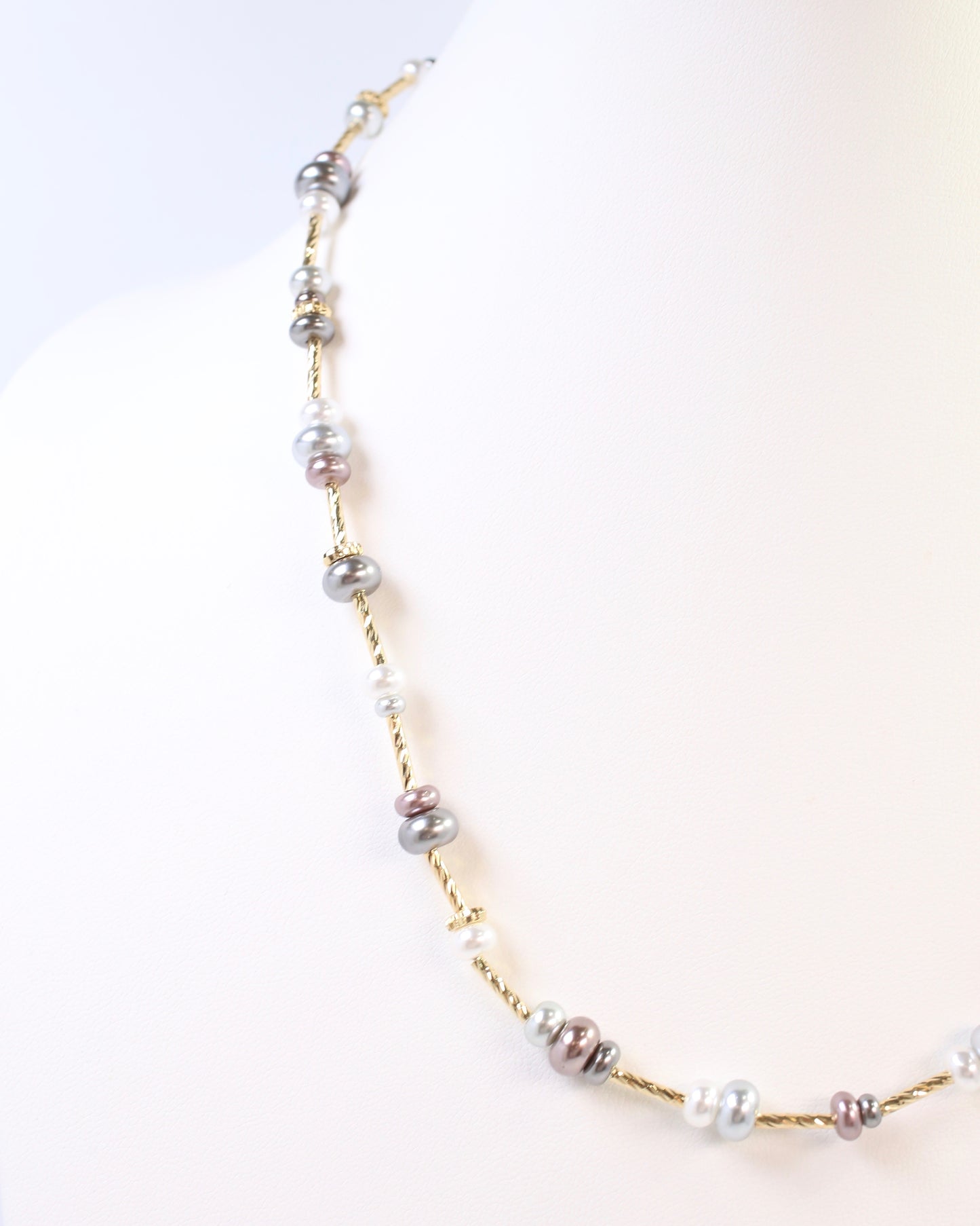 Lola 18" Beaded Necklace Grey