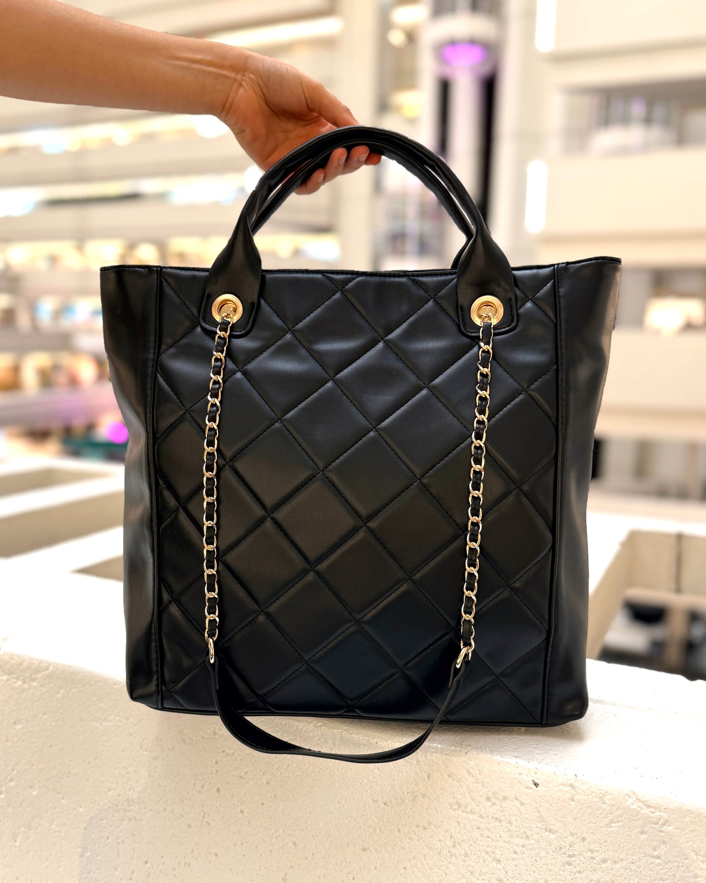 Kinzley Tote Black LD