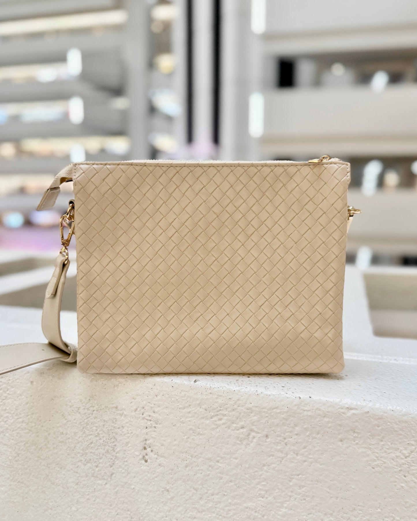 Ariana Crossbody Woven Almond