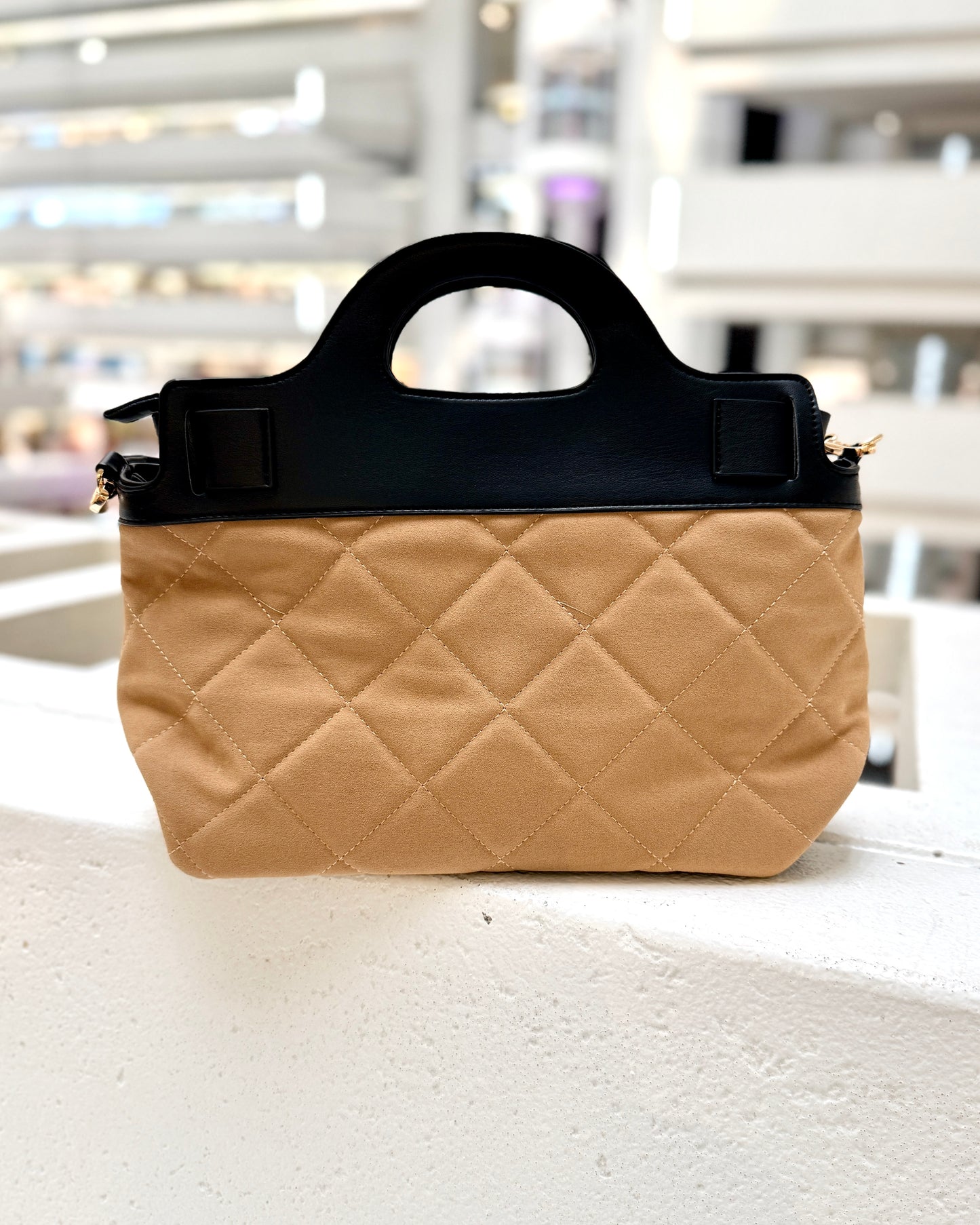 Savannah Handbag Latte Black