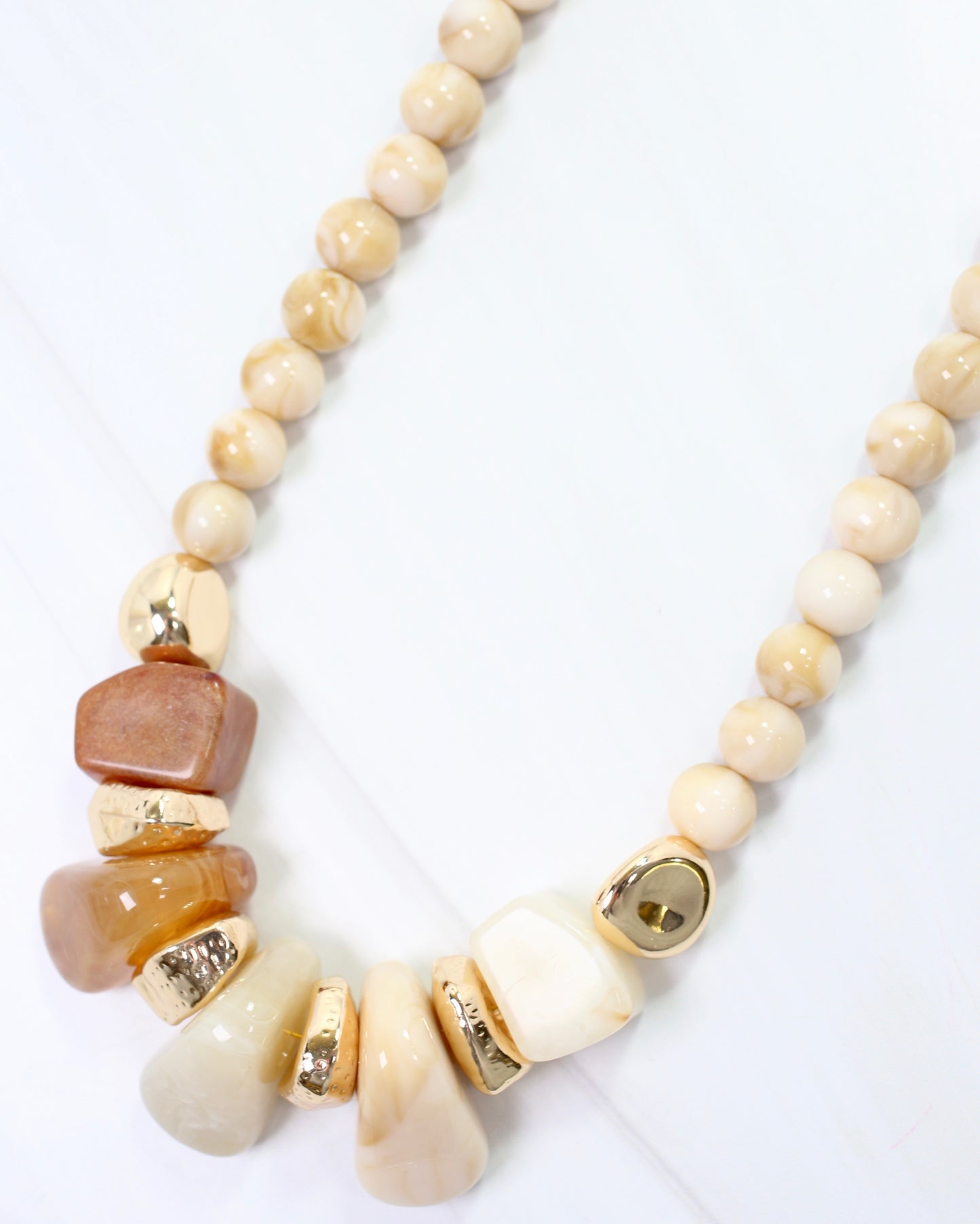 Buena Chunky Beaded Necklace Natural