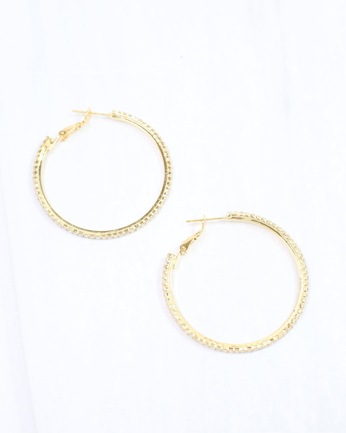 Rheinhart Pave Medium Hoop Earring WR Gold