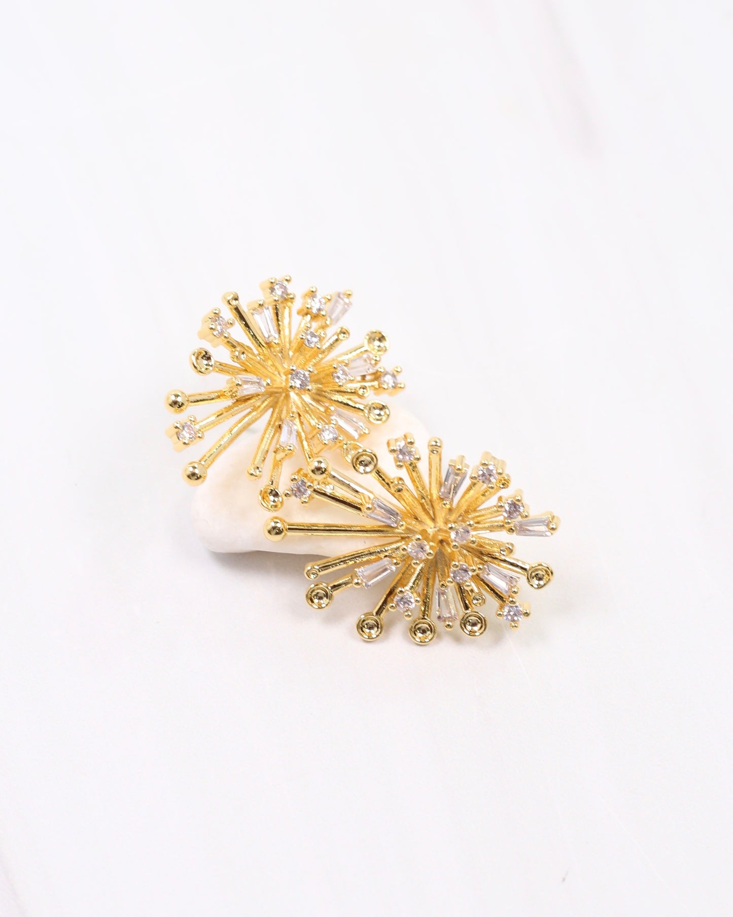 Starbust Crystal Stud Gold