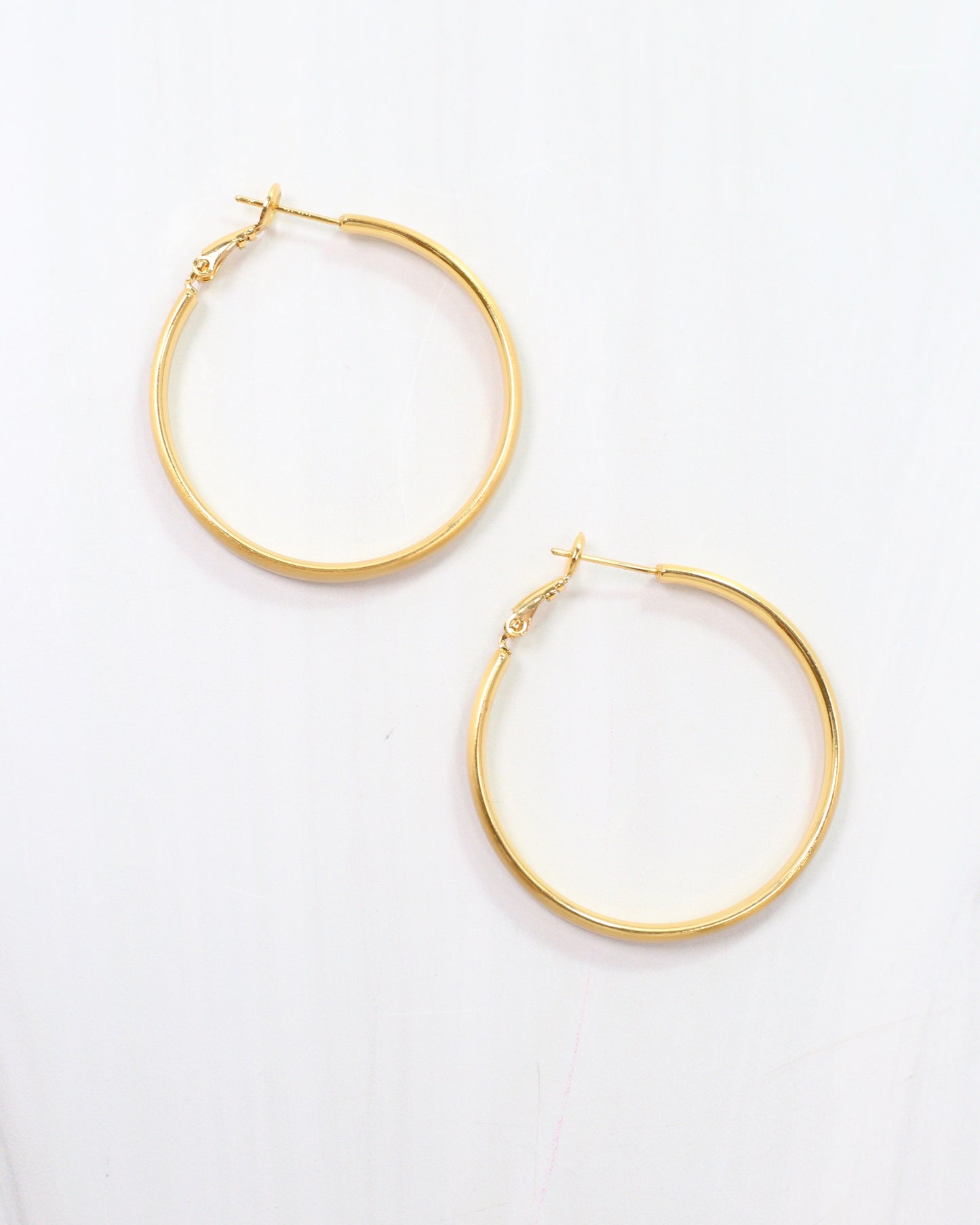 London Large Hoop Worn Gold