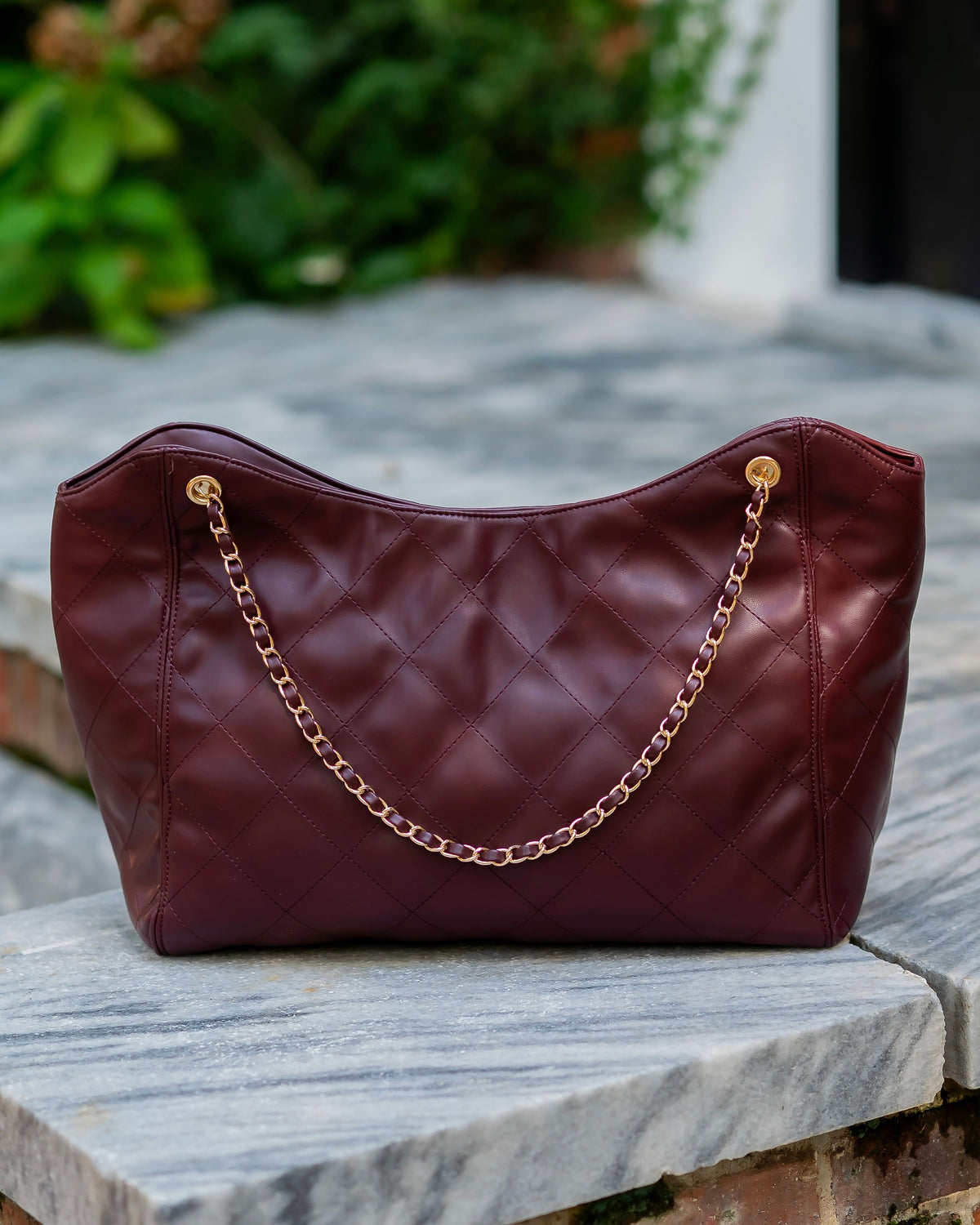 Betsy Tote Burgundy LD