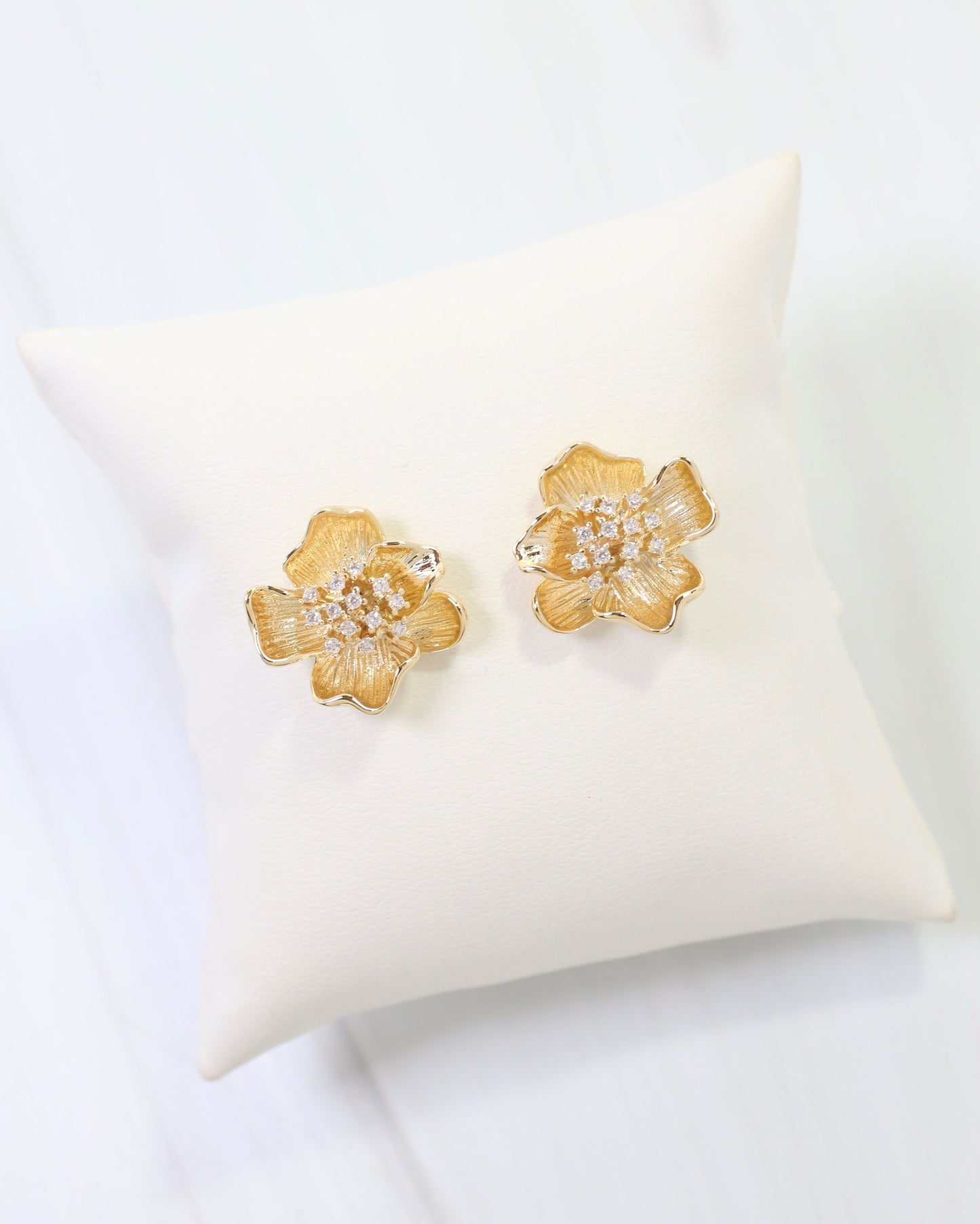 Mount Holly CZ Flower Earring WR Gold