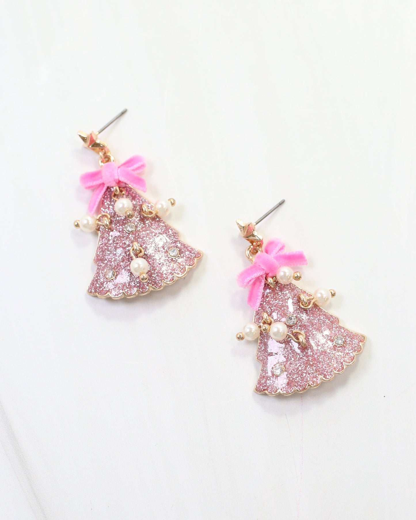 Christmas Tree Earring with Bow and Pearls Pink