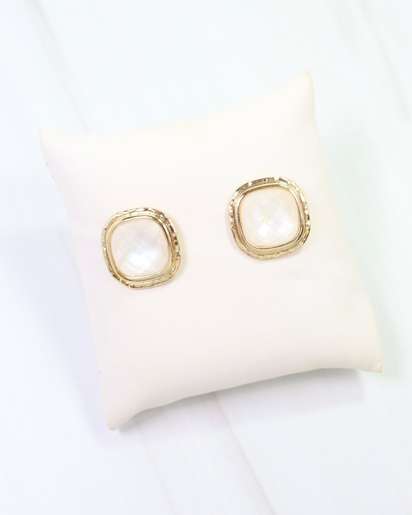 Siera Faceted Square Stud Earring Gold