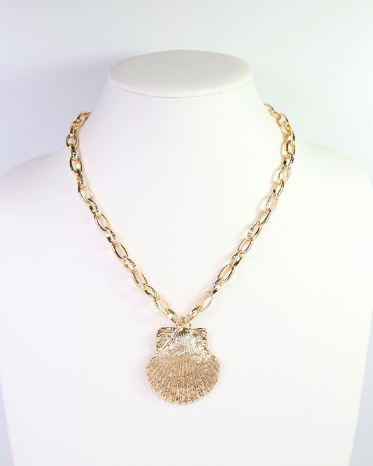 Portsmouth Scallop Link Necklace Gold