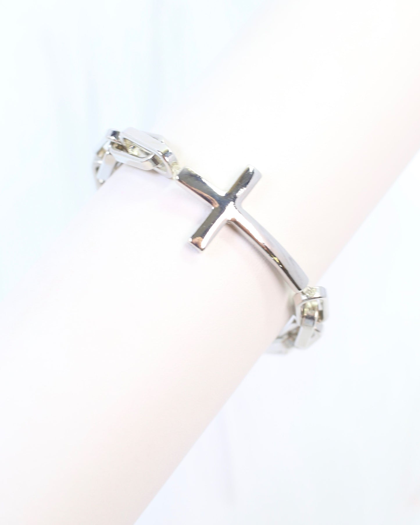 Amelia Link and Large Cross Stretch Bracelet Silver