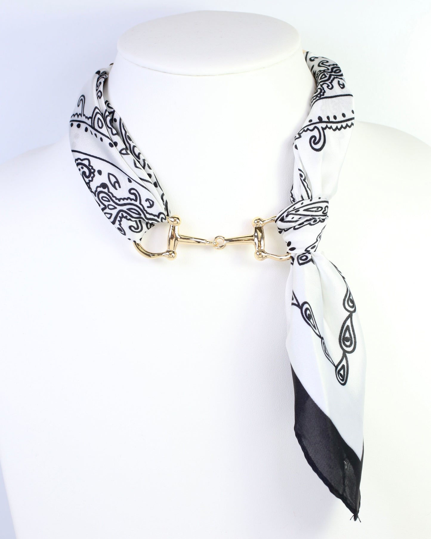 Lana Horsebit Scarf Necklace Black White